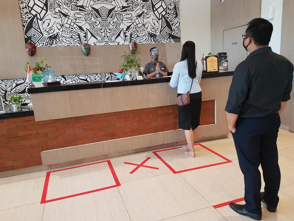 โรงแรม 88 ไอทีซี ฟัตมาวิตี ปังลิมา โปลิม จาการ์ตา ภายนอก รูปภาพ